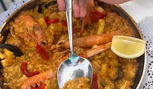 De la Plaja la Churros. Descopera Malaga cu cei mici