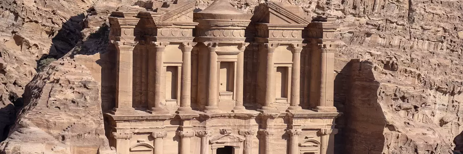 Calatorie prin Iordania: Minuni antice si vise in desert
